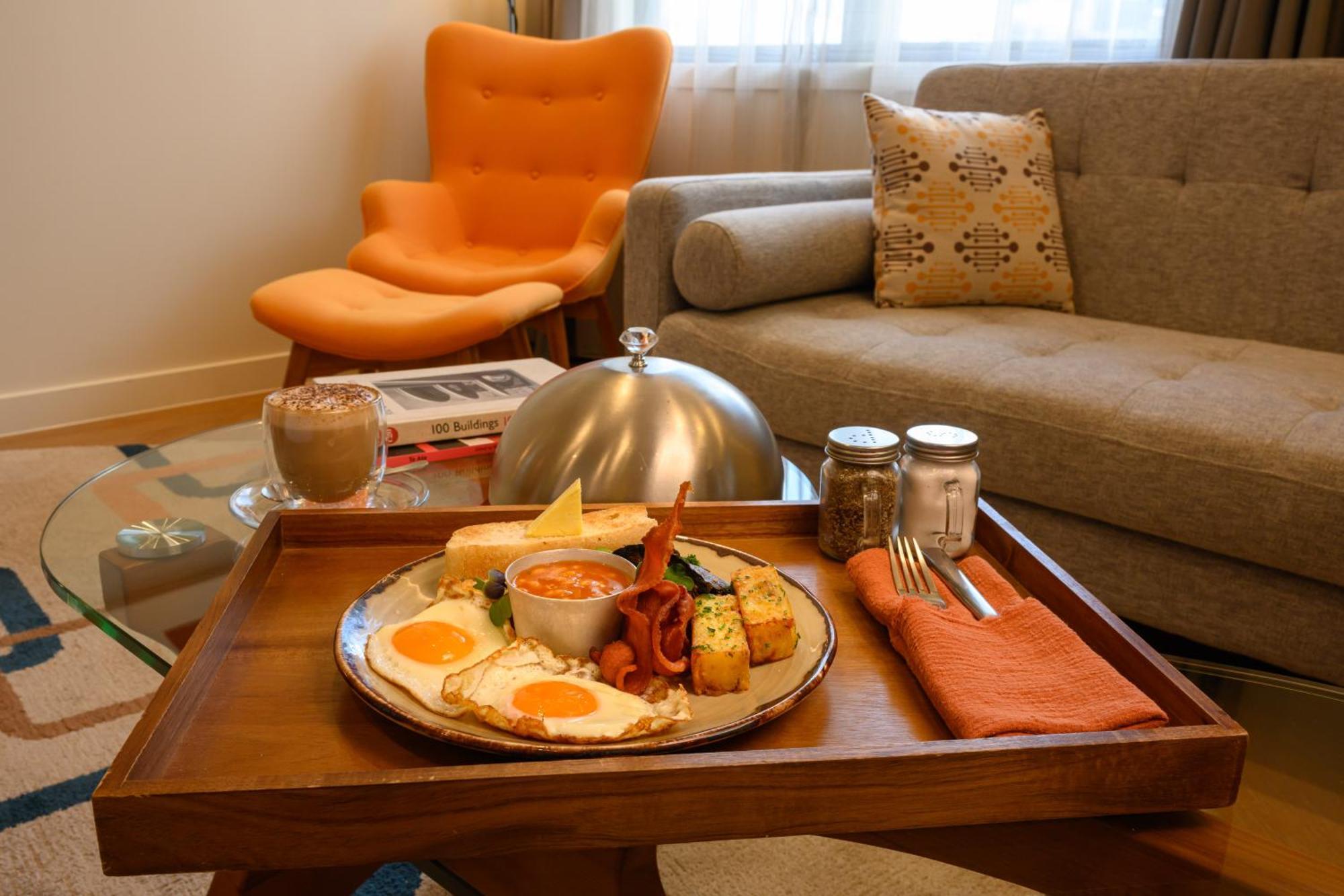 Hotel Ohtel Auckland Zewnętrze zdjęcie Room service