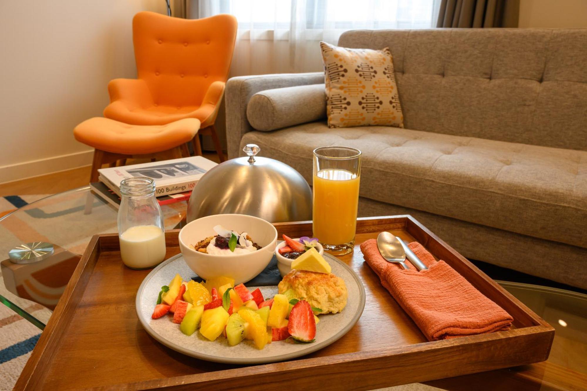 Hotel Ohtel Auckland Zewnętrze zdjęcie Room service